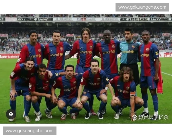 足球传奇之路：从绿茵场到永恒记忆的伟大瞬间与英雄故事